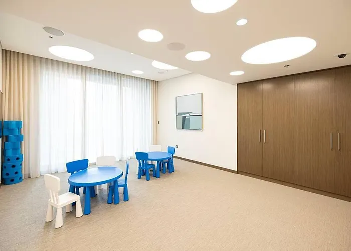 Downtown Sky High Luxury Apartment I City And Sea Views I Opp Dubai Mall Burj Khalifa