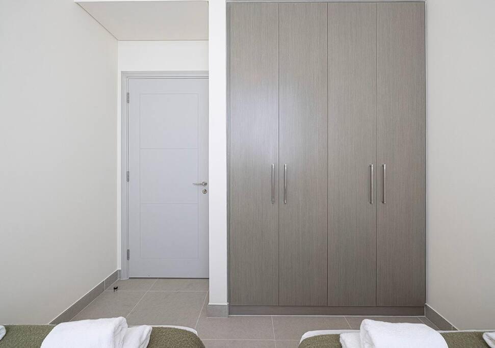 Downtown Sky High Luxury I And Sea Views I Opp Mall Burj Khalifa Апартаменти *