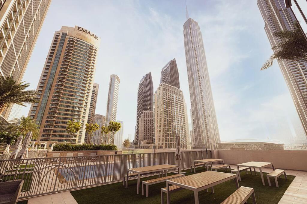 Downtown Sky High Luxury I And Sea Views I Opp Mall Burj Khalifa Апартаменти