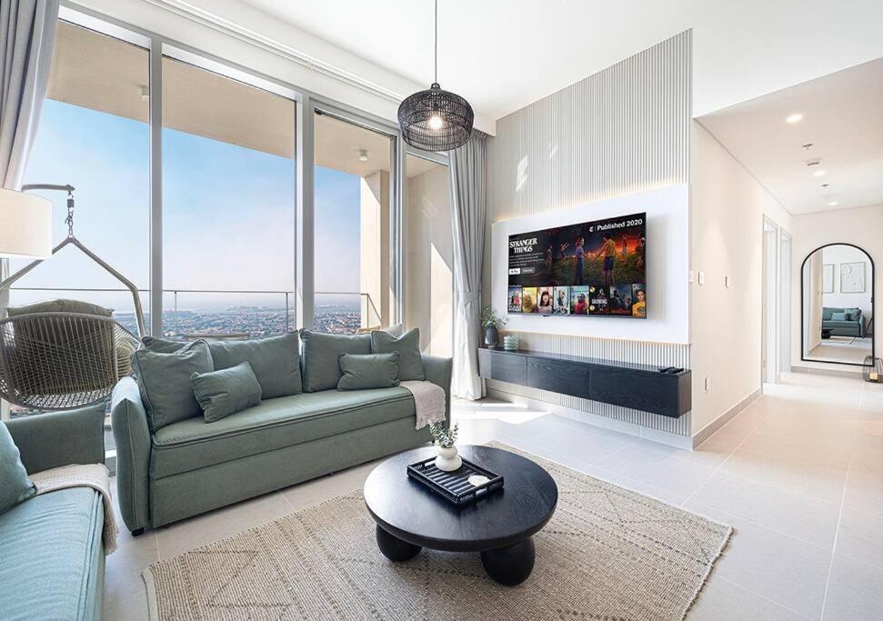 Downtown Sky High Luxury I And Sea Views I Opp Mall Burj Khalifa Апартаменти